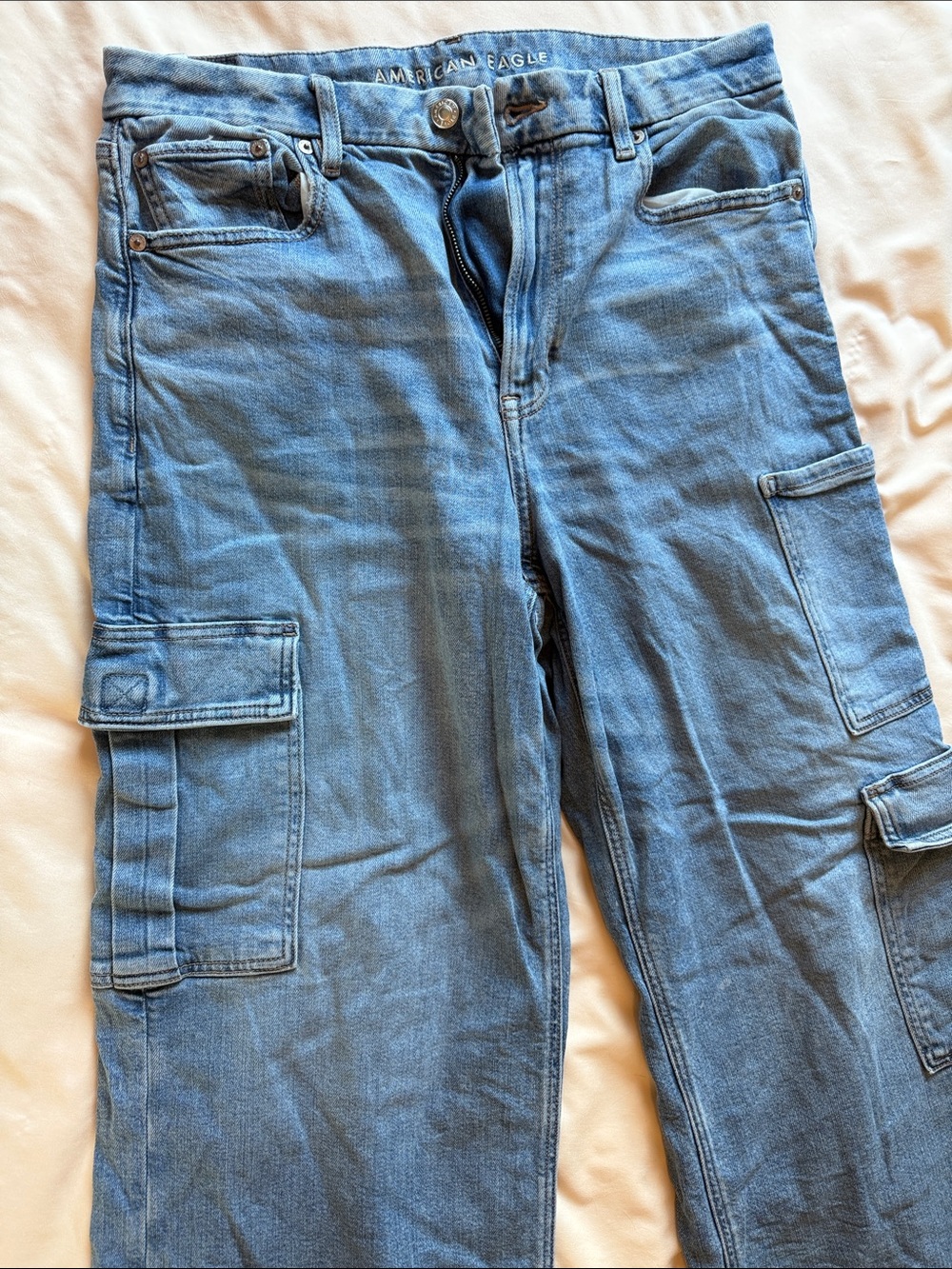 American Eagle Outfitters Men's Light Blue Relaxed Cargo Jeans
